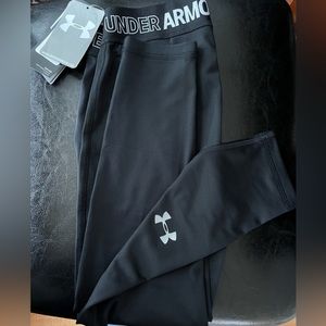 Brand New Under Armour Kids legging.